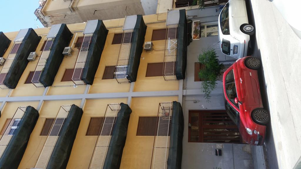 B&B Casa Chiaramonte Палермо Екстериор снимка